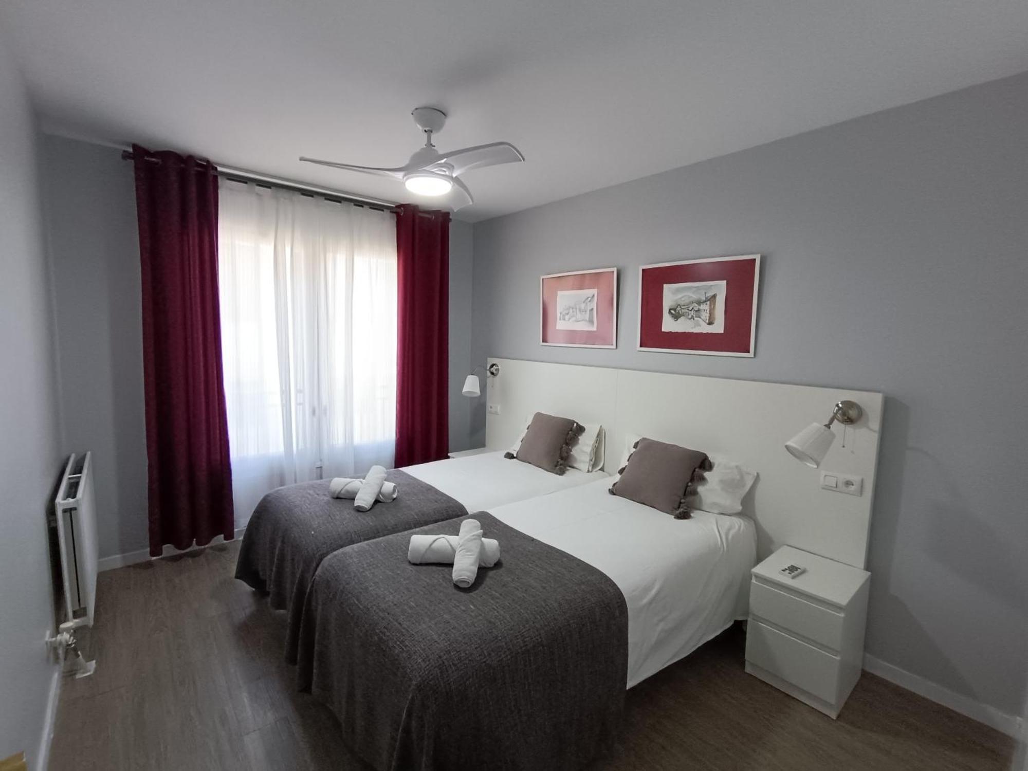 Suitedreams - Av. Fener Andorra la Vella Bagian luar foto