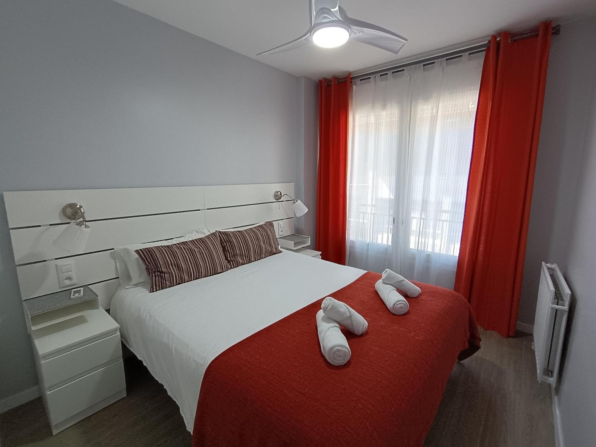Suitedreams - Av. Fener Andorra la Vella Bagian luar foto
